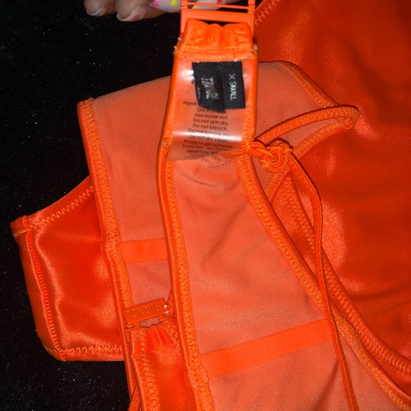 Mylos bright orange Neón bikini - Picture 10 of 11